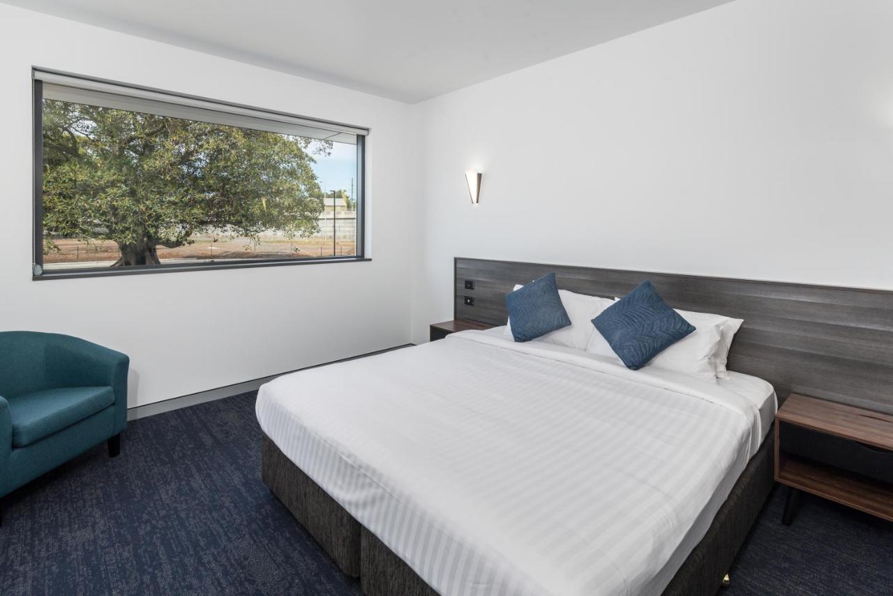 Thornton Executive Hotel Maitland Exterior photo